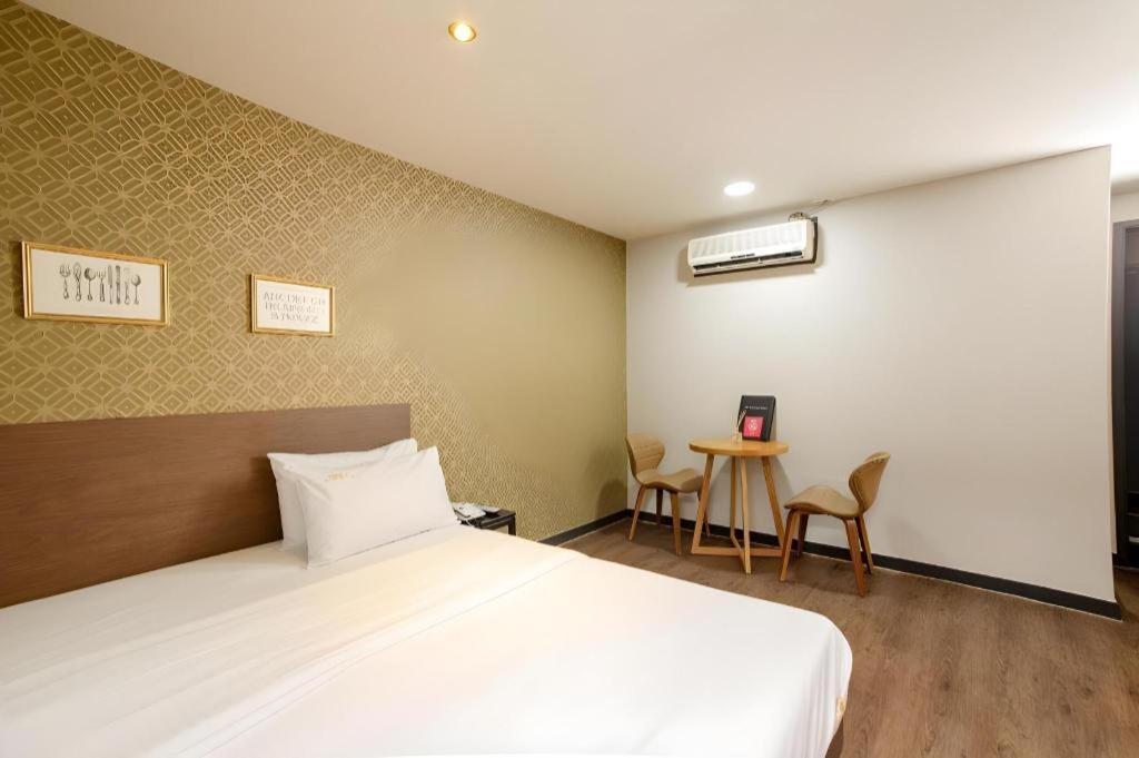 M7 Business Hotel Chilgok Extérieur photo