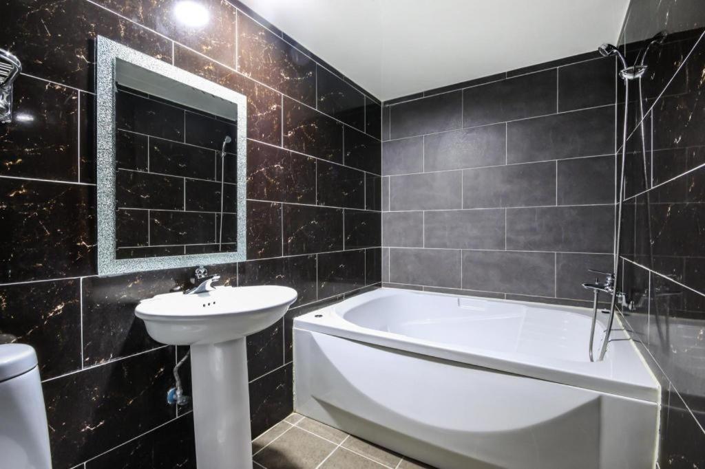 M7 Business Hotel Chilgok Extérieur photo